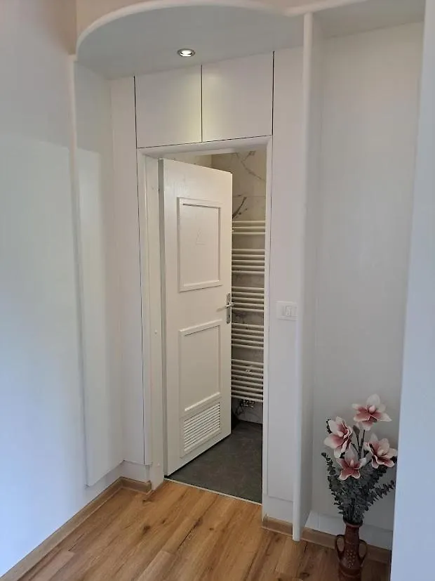 Vila Ema Apartments And Rooms 0*, ليوبليانا