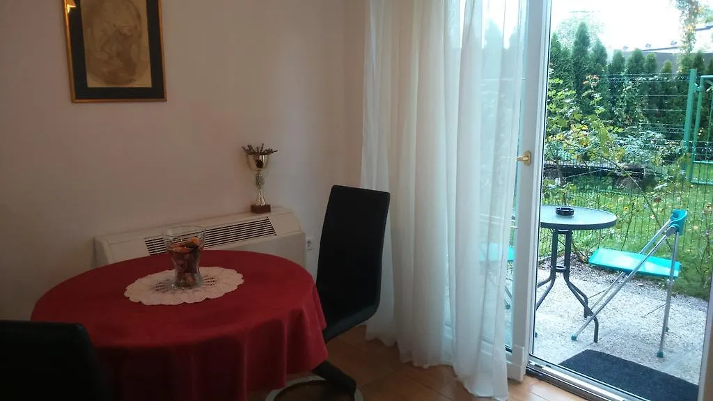 Vila Ema Apartments And Rooms Ljubljana