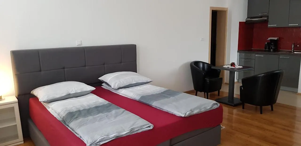 Vila Ema Apartments And Rooms Ljubljana